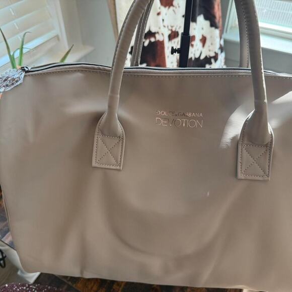 Dolce Gabbana devotion Gray Duffle - Picture 8 of 8